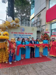 Công Ty Nhật Tiến Thanh Khai Trương Trụ Sở Mới Khai truong Nhat Tien Thanh 02
